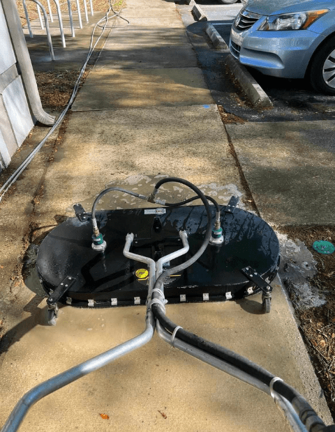 Pressure washing sidewalk and flatworks in atlanta